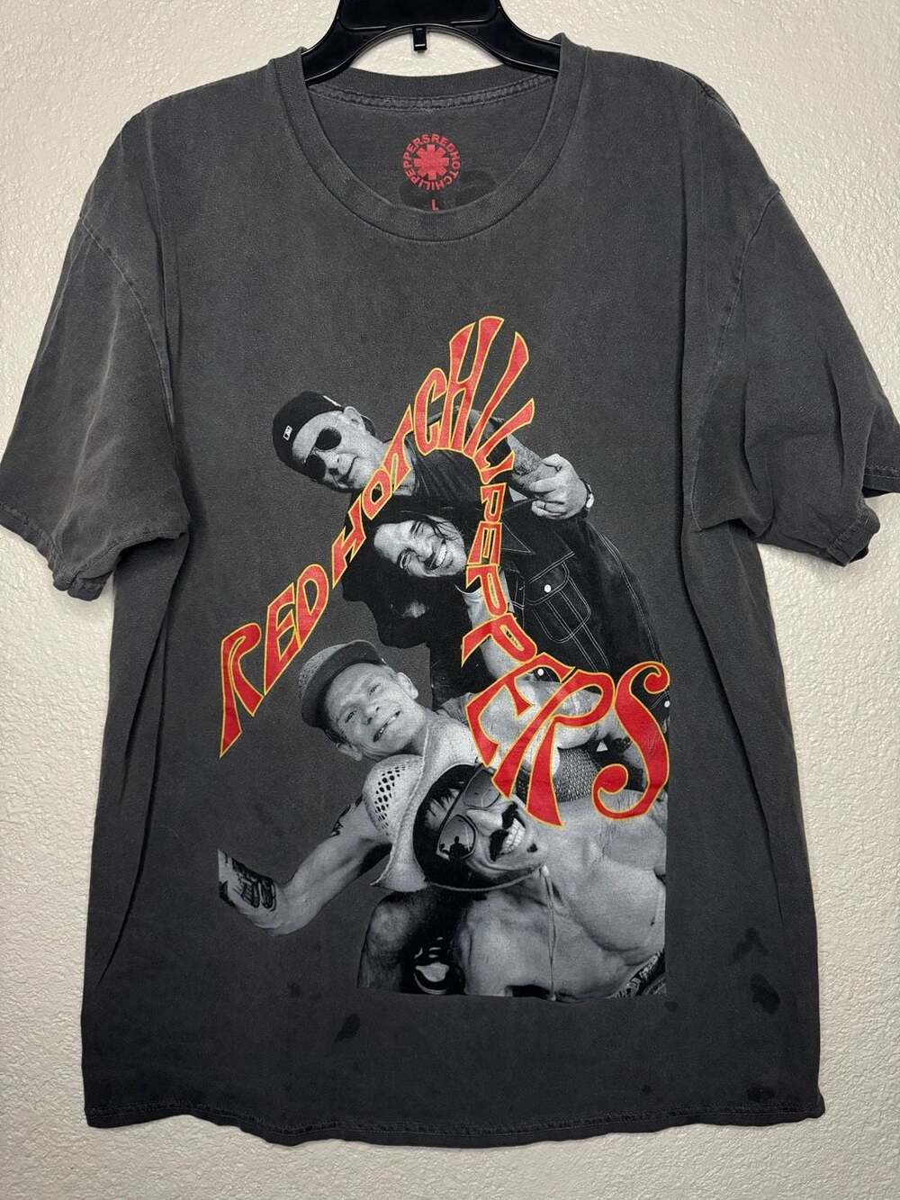 Red Hot Chili Peppers Unlimited Love Tour T-Shirt Size Large